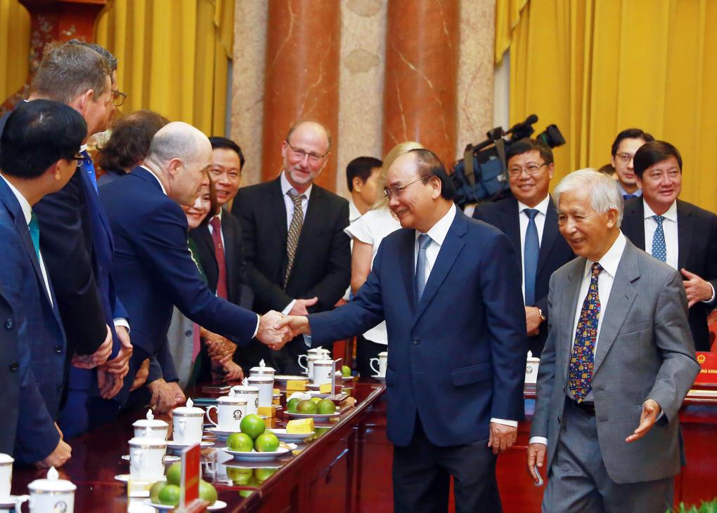 Chủ tịch nước Việt Nam coi khoa học công nghệ là quốc sách hàng đầu